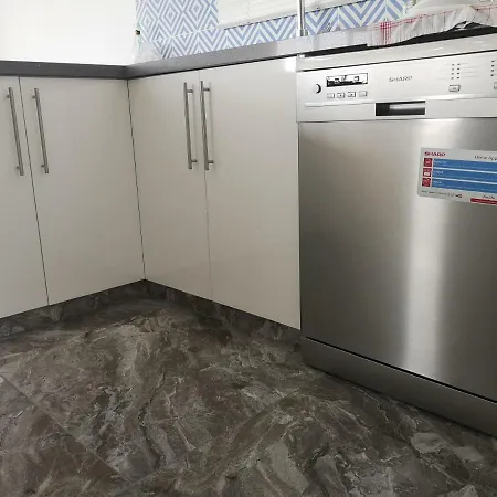 Apartment Panthea Deluxe Apts Limassol