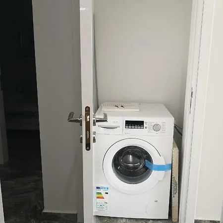 Panthea Deluxe Apts Apartament *